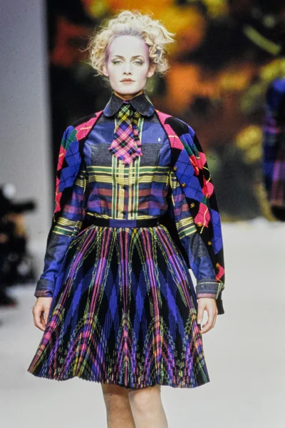 Look 72